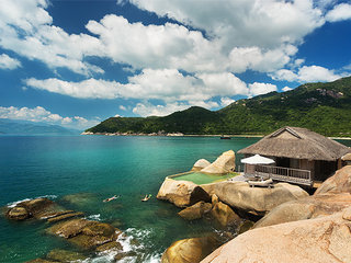 Water pool villa