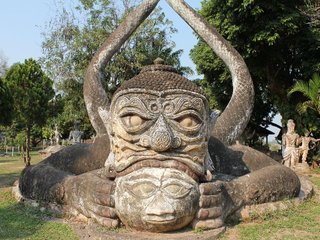 Vientiane - Buddha Park (B, L)