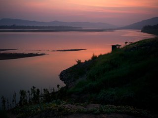 Mekong River - Chiang Khong – 45km (B, L)