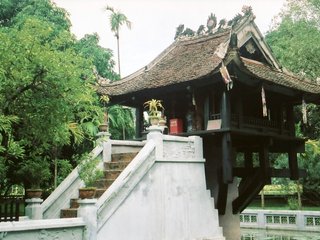 Halong – Hanoi (B, L)