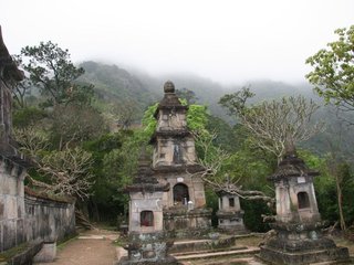 Hanoi – Yen Tu Pagoda – Halong (B, L, D)