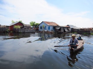 Phnom Penh – Siem Reap – Tonle Sap Lake (B, L, D)