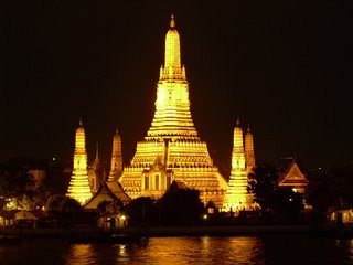 Bangkok City Tour (B, L, D)