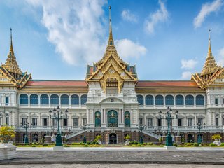 Phnompenh - Bangkok (B, L, D)