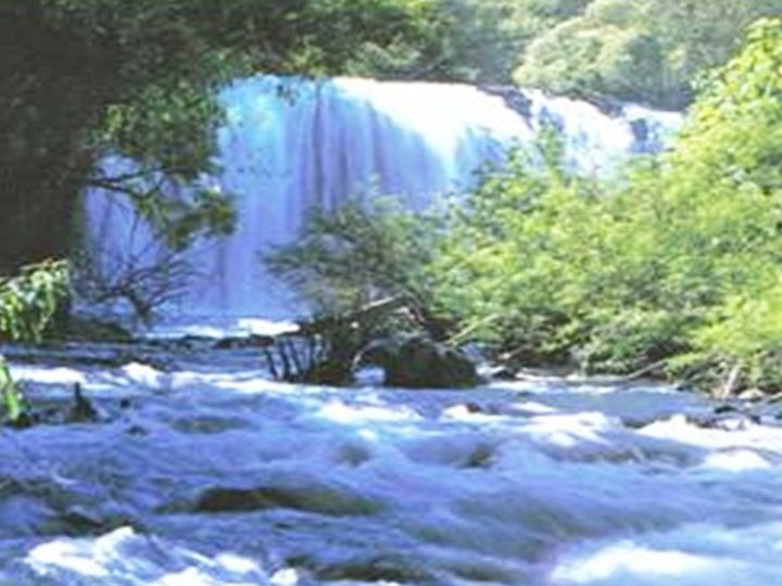 Tad Samongphak Waterfall