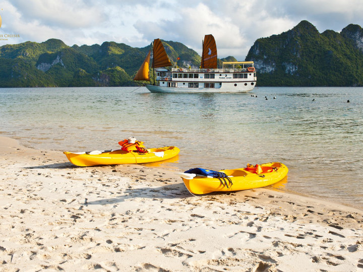Halong Beach