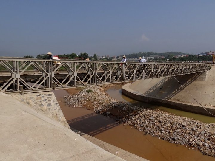 Muong Thanh Old Bridge