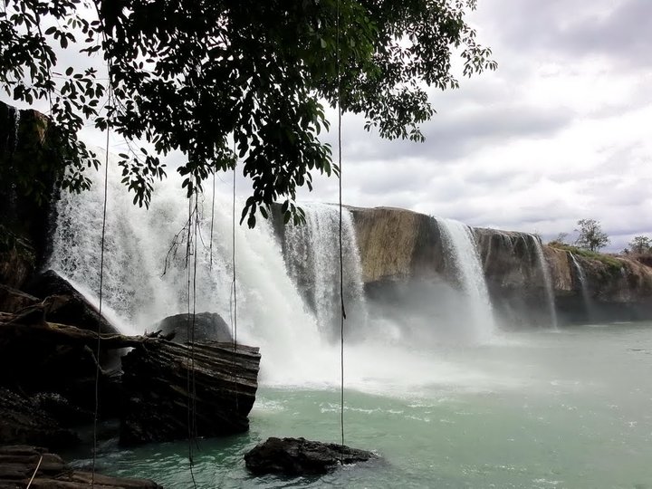 Dray Nur Waterfall