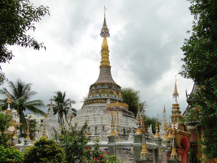 Wat Saen Fang