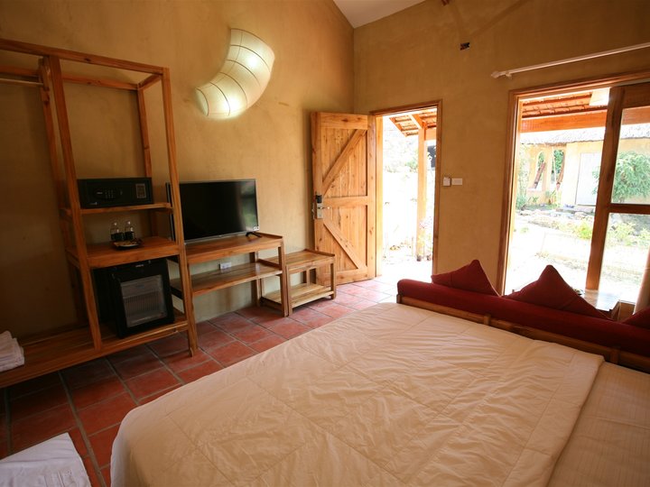 Daisy Resort